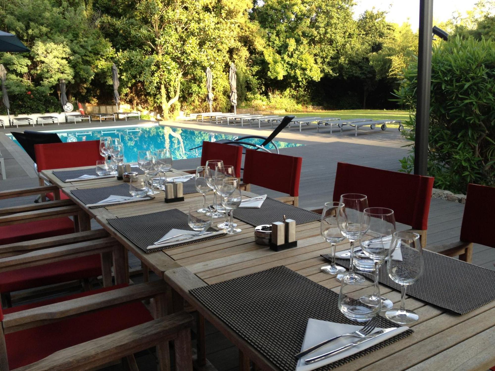 Hotel Chateau De La Tour Cannes Dış mekan fotoğraf